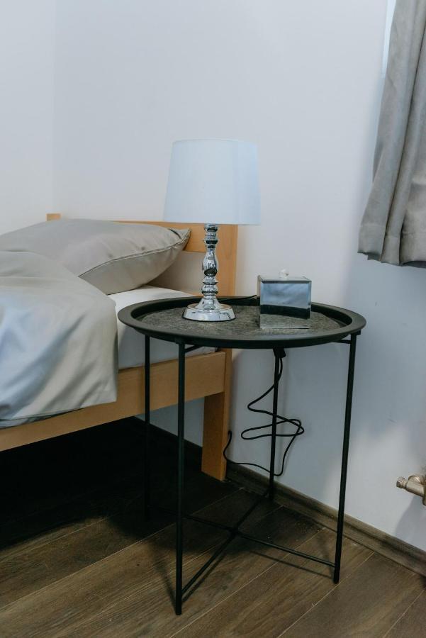 Rent A Room Aleksic 瓦列沃 外观 照片