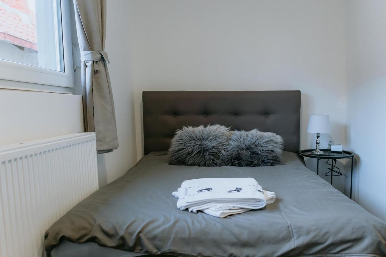 Rent A Room Aleksic 瓦列沃 外观 照片